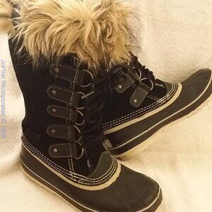 SOREL Black Joan of Arc Fur Trim Tall Cold-Weather Boot  size 8